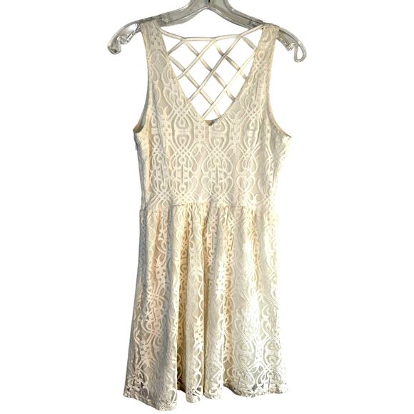 Pinky Women's Dress Medium M White Sleeveless Criss Cross Back Misses Size 8 10 - Picture 5 of 6